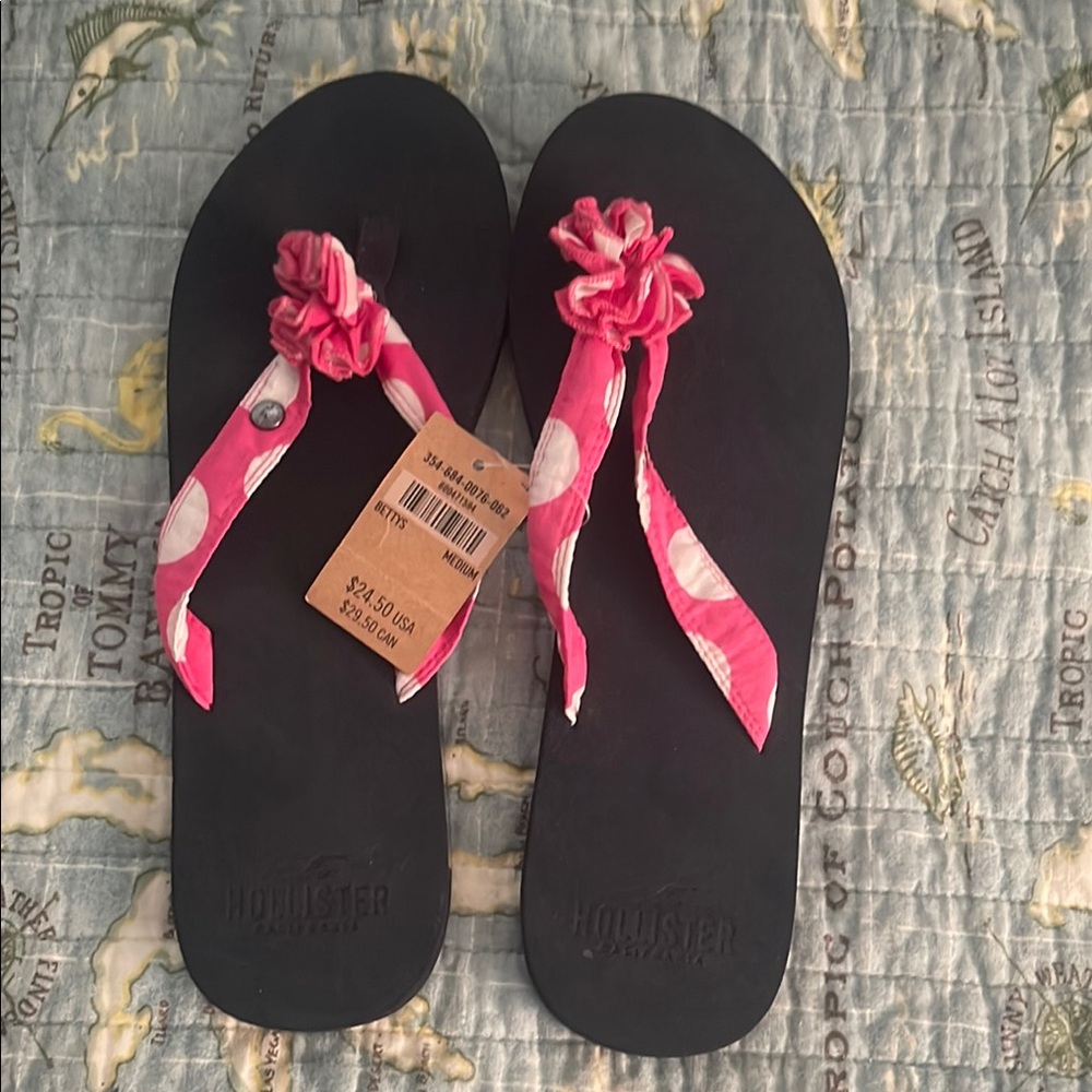 NWT Hollister Women's Flip Flops